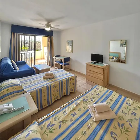 In Castle Harbour, Cristianos C003 * Los Cristianos (Tenerife)